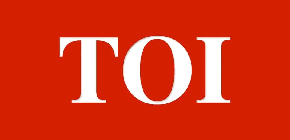 Logotipo de TOI sobre fondo rojo