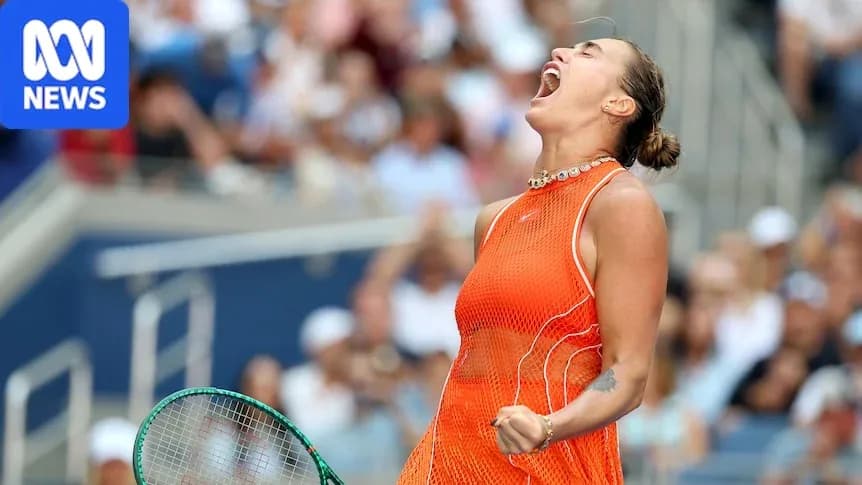 Jugadora de tenis celebrando en la cancha