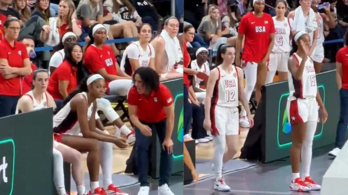 Jugadoras de baloncesto de USA en el banquillo