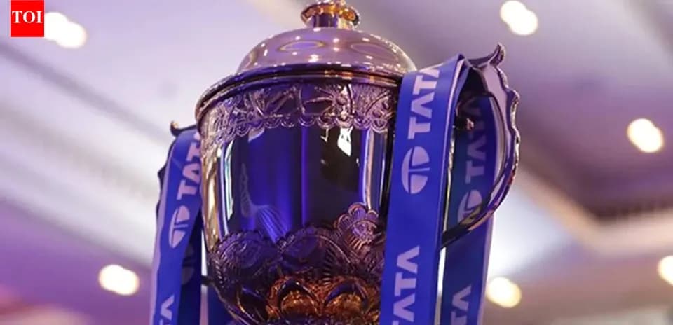 Trofeo brillante con cintas azules de Tata