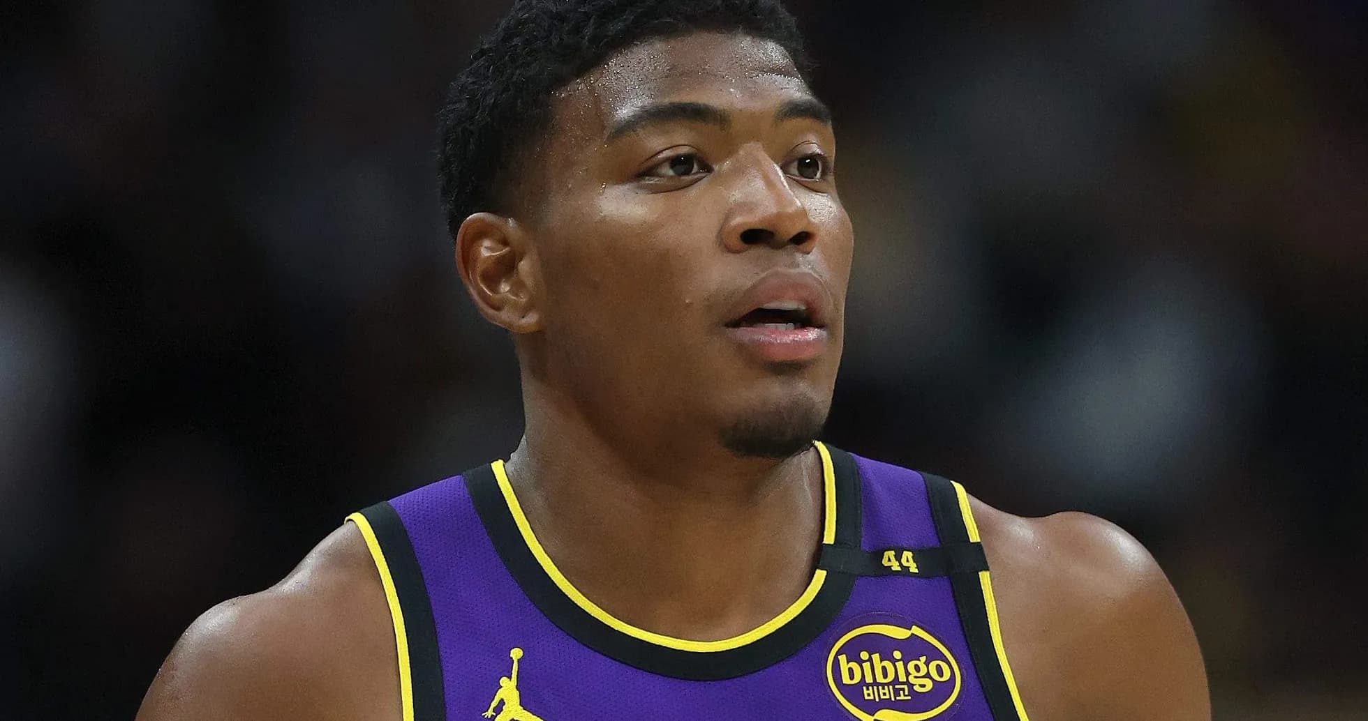 Jugador de los Lakers en acción durante el partido