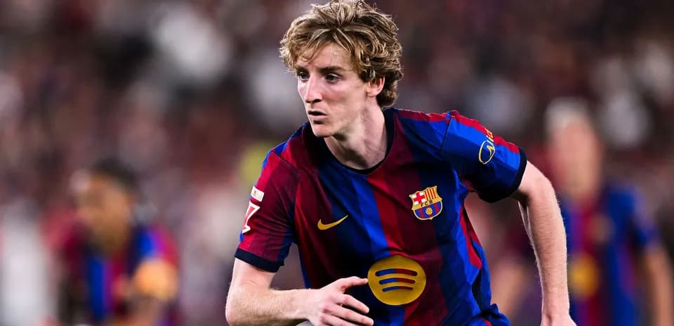 Jugador del FC Barcelona corriendo durante el partido