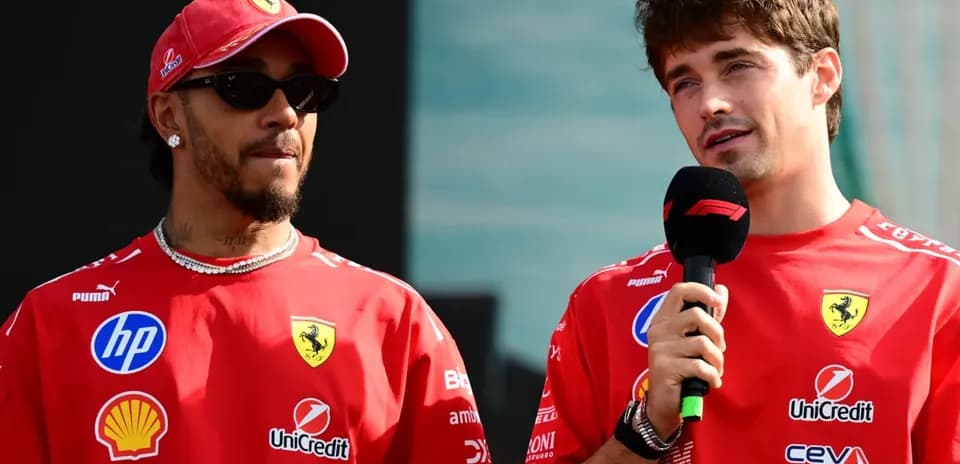 Lewis Hamilton y Charles Leclerc en conferencia de prensa