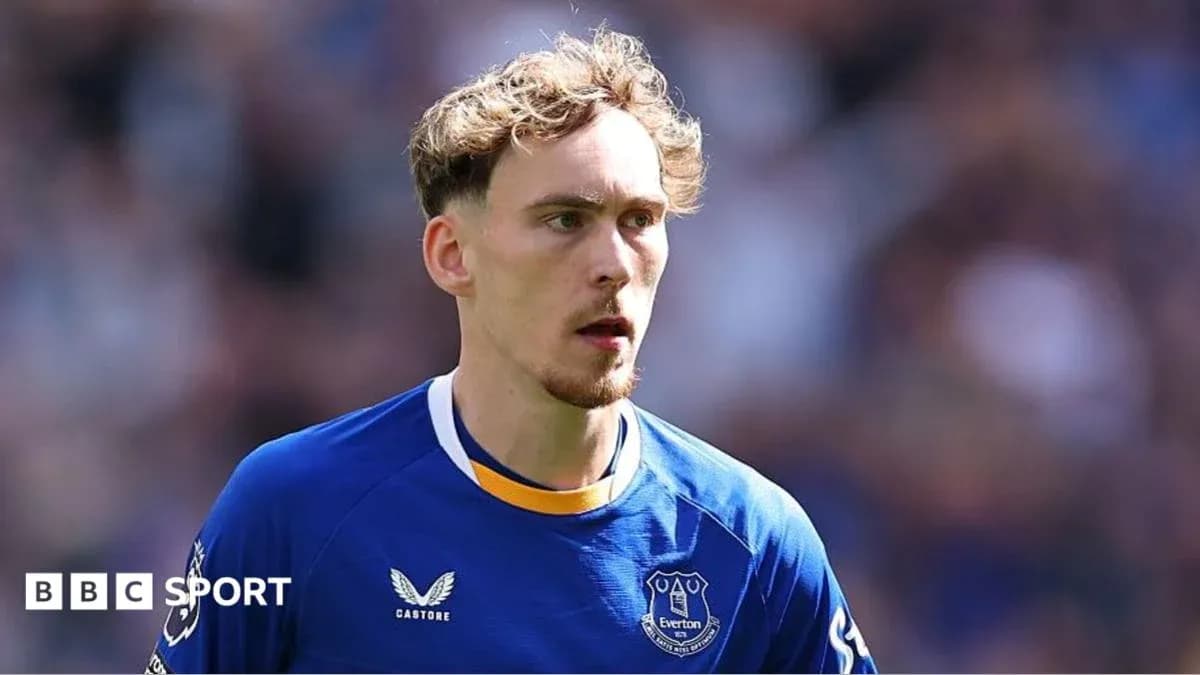 Jugador de Everton en el campo durante un partido