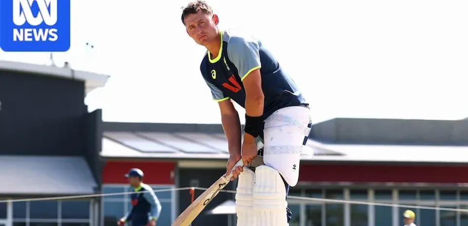 Jugador de cricket preparándose para batear en entrenamiento