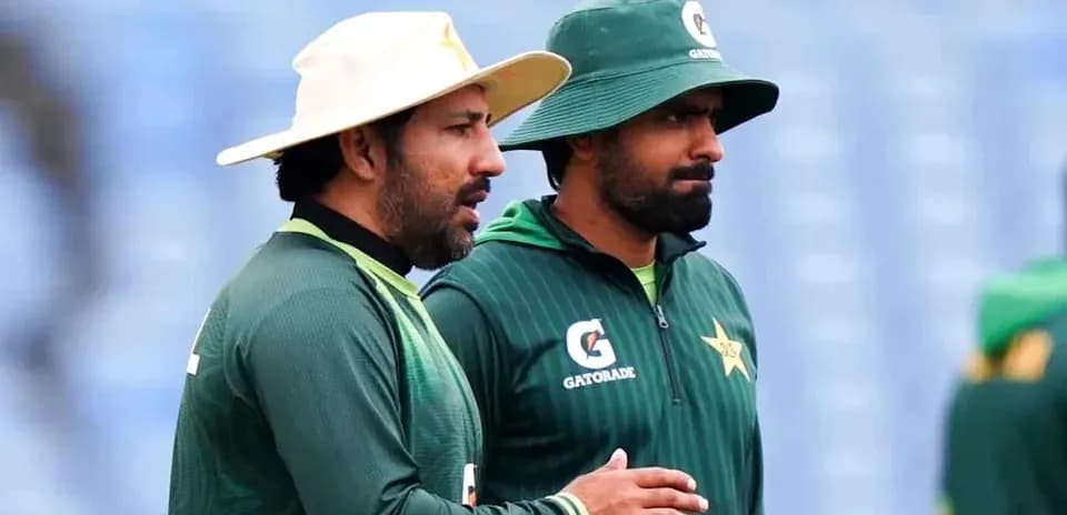 Jugadores de cricket de Pakistán en sesión de entrenamiento