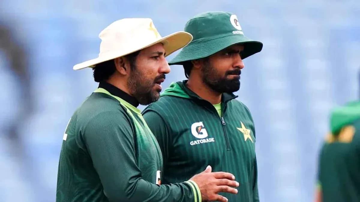 Jugadores de cricket de Pakistán en sesión de entrenamiento