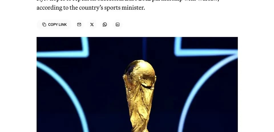 Trofeo de la Copa Mundial de la FIFA en exposición