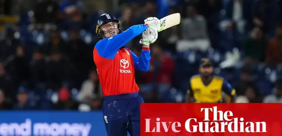 Jugador de cricket bateando durante un partido