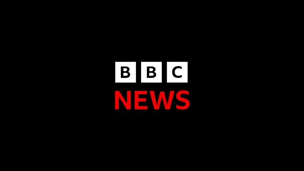 Logotipo de BBC News en fondo negro