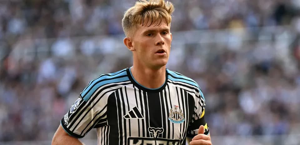 Jugador de Newcastle United en acción durante partido