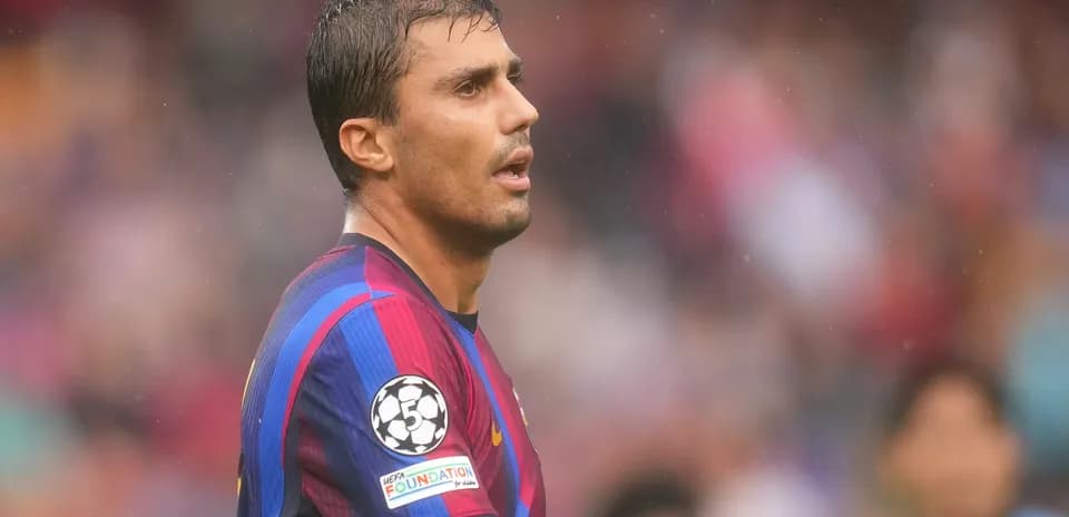 Jugador de Barcelona en partido de fútbol