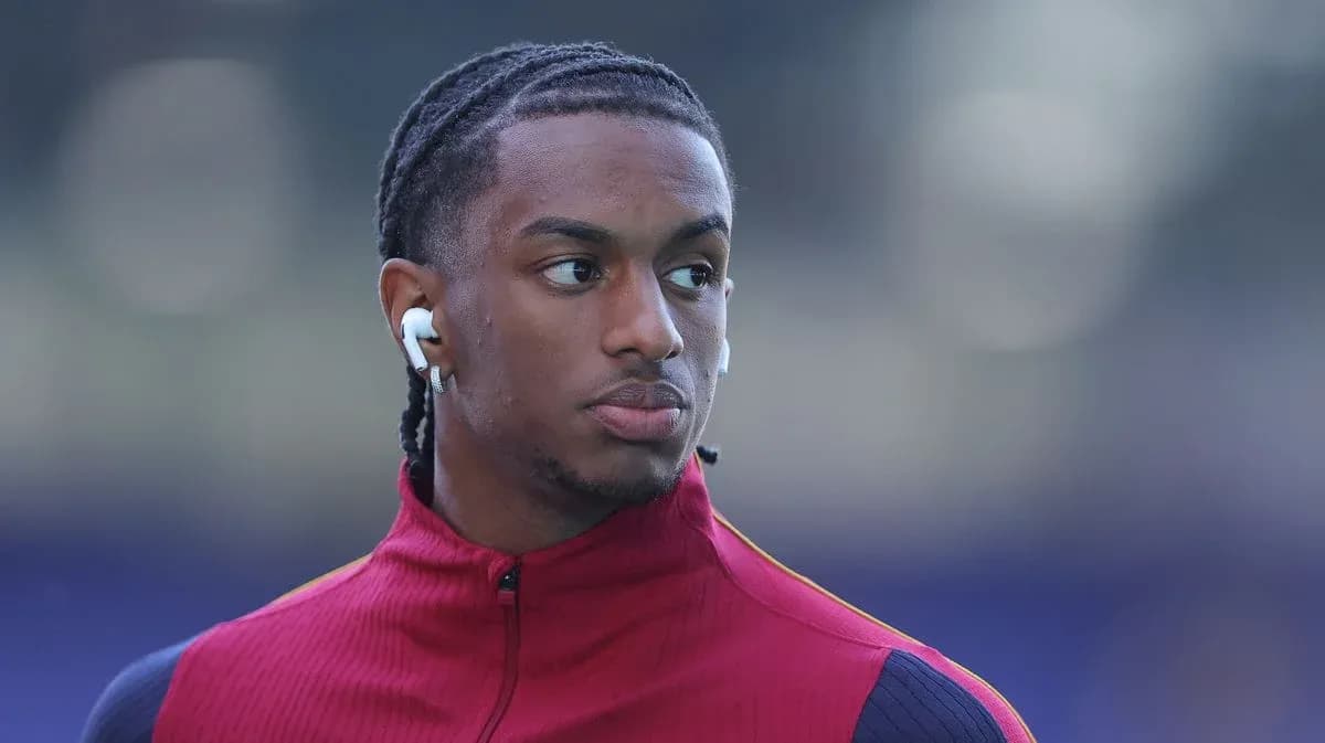 Jugador con auriculares en entrenamiento previo