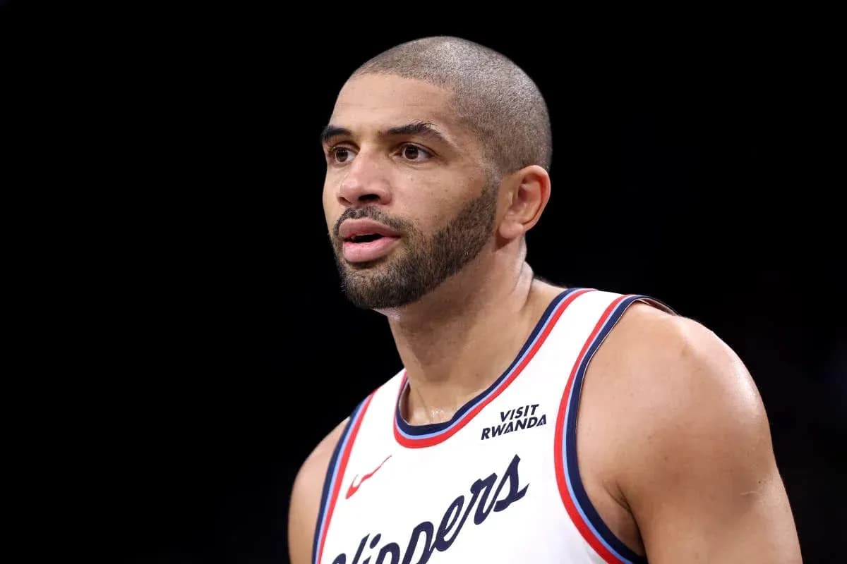 Jugador de los Clippers en la cancha durante un partido