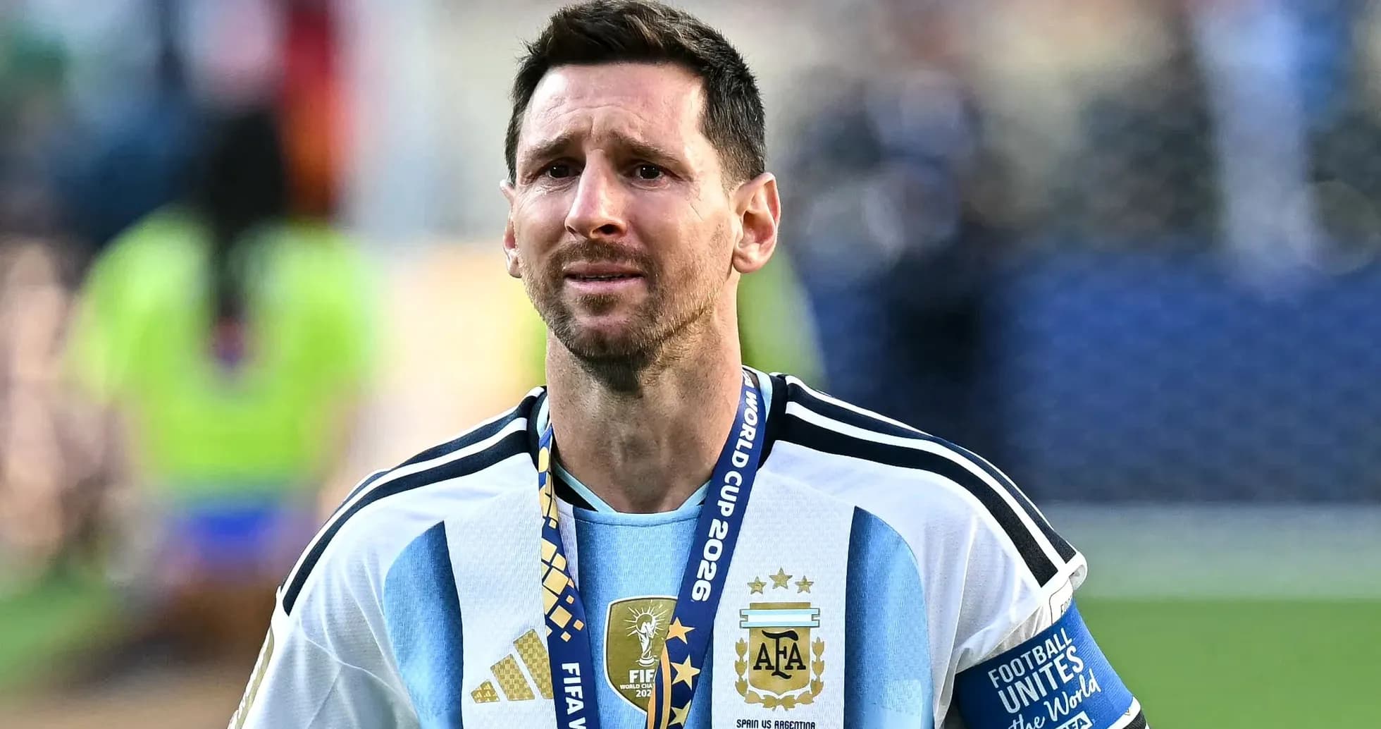 Lionel Messi con medalla tras partido de Copa del Mundo Lionel Messi con medalla tras partido de Copa del Mundo