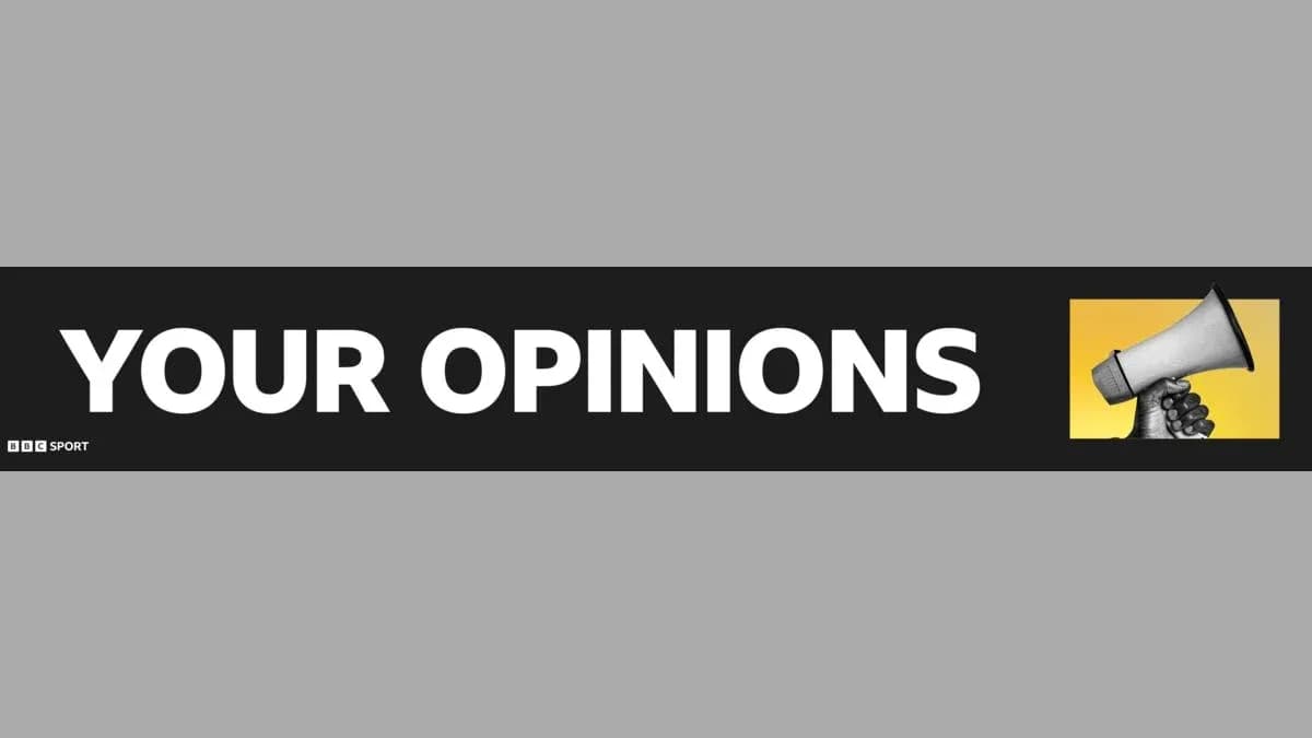 Texto sobre opiniones con un altavoz ilustrado Texto sobre opiniones con un altavoz ilustrado