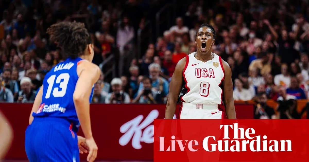 Jugadora de USA gritando durante el partido Jugadora de USA gritando durante el partido