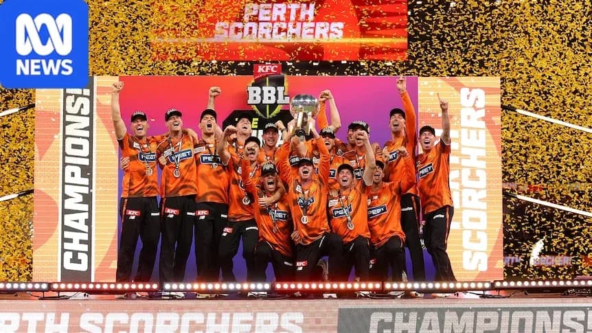 Equipo Perth Scorchers celebrando su victoria en el BBL Equipo Perth Scorchers celebrando su victoria en el BBL