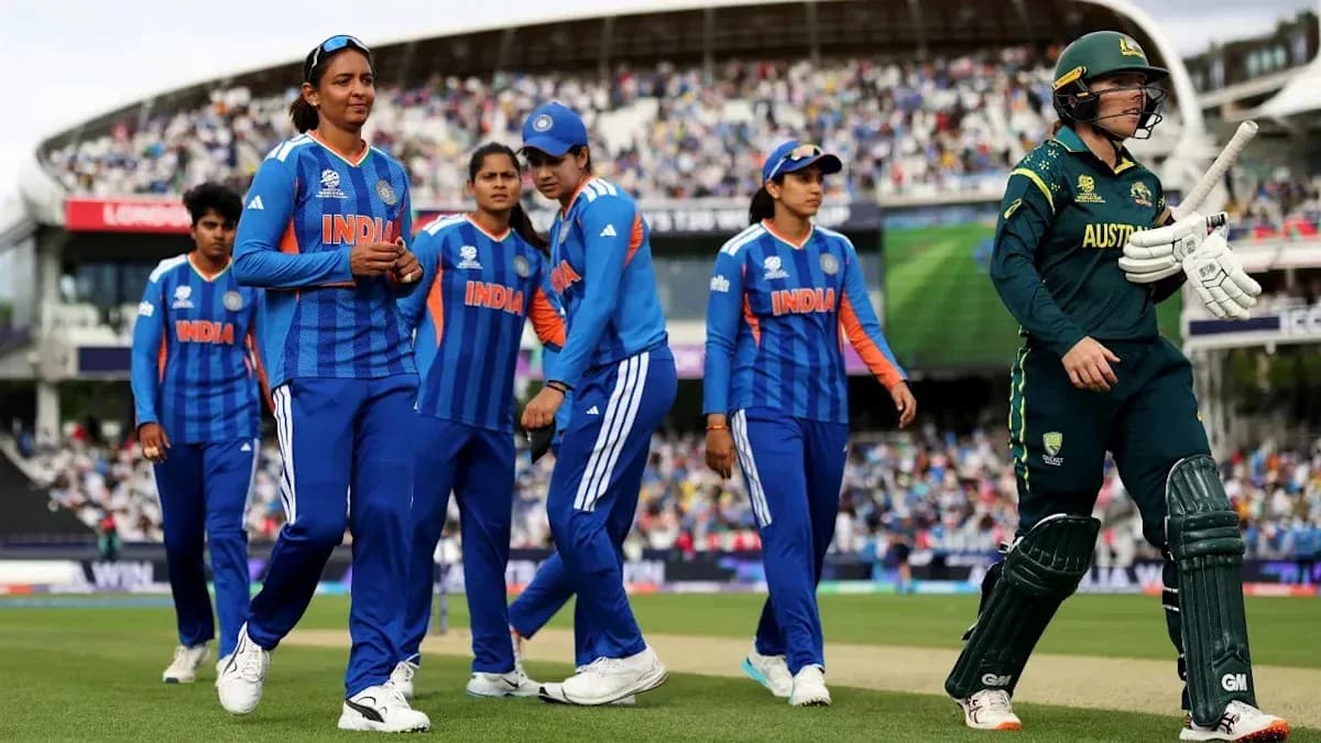 Jugadores de India y Australia en el campo de cricket Jugadores de India y Australia en el campo de cricket